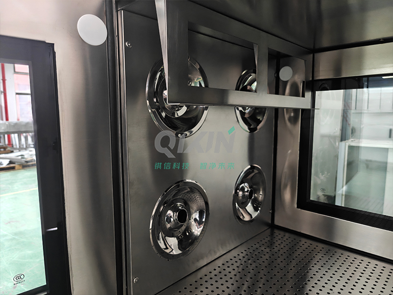 昆山某电子行业风淋传递窗