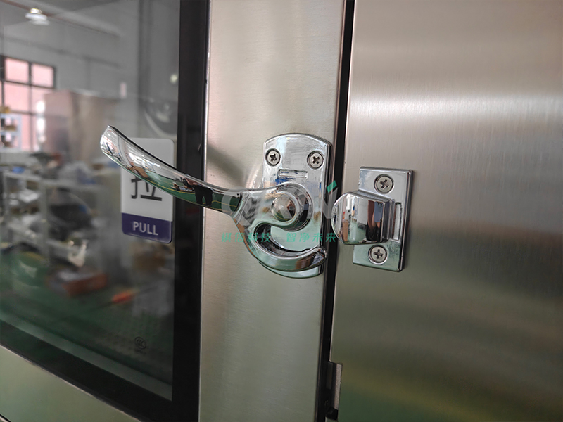 昆山某电子行业风淋传递窗